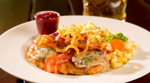 HUNTER-STYLE PORK CUTLET image HUNTER-STYLE PORK CUTLET image